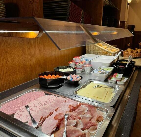 Horchem Hotel Restaurant Café Bar