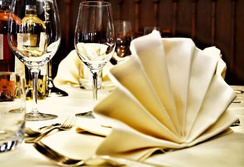 Horchem Hotel Restaurant Café Bar