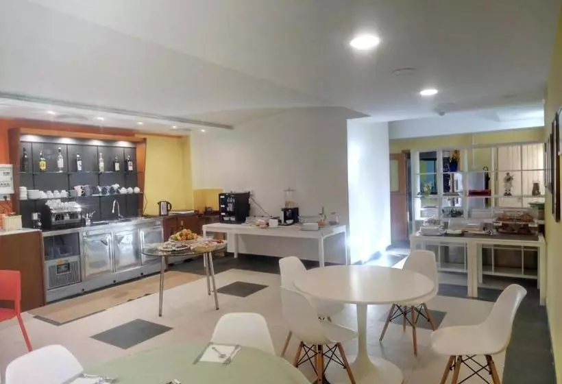 Hotelli Lido Di Procida Guest House