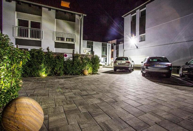 Naam Hotel & Apartments Frankfurt City Messe Airport