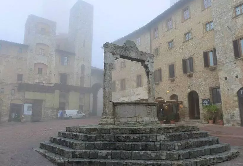 ホテル Residenza D'epoca Palazzo Buonaccorsi