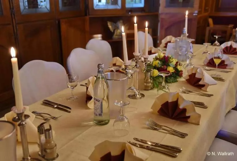 ホテル Restaurant Breitenbacher Hof