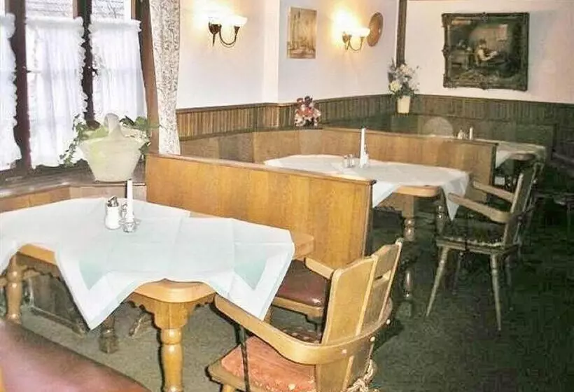 ホテル Restaurant Schmidter Bauernstube