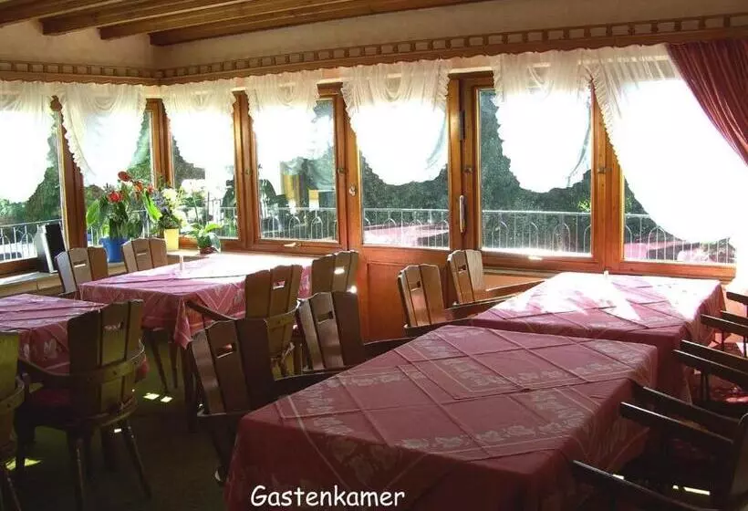 ホテル Restaurant Schmidter Bauernstube