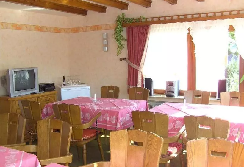 ホテル Restaurant Schmidter Bauernstube