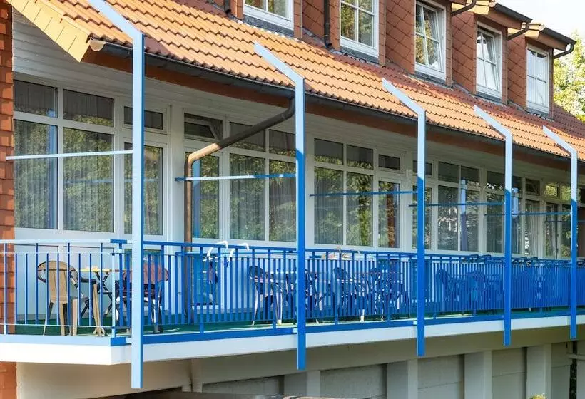 ホテル Zur Therme