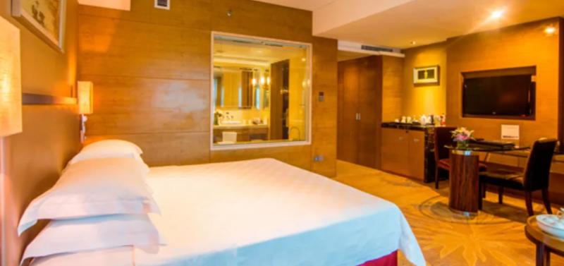 فندق Aile Crown Holiday