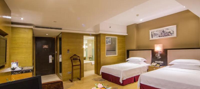 فندق Aile Crown Holiday