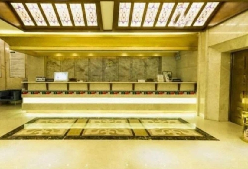 בית מלון כפרי Greentree Inn Shenzhen Futian