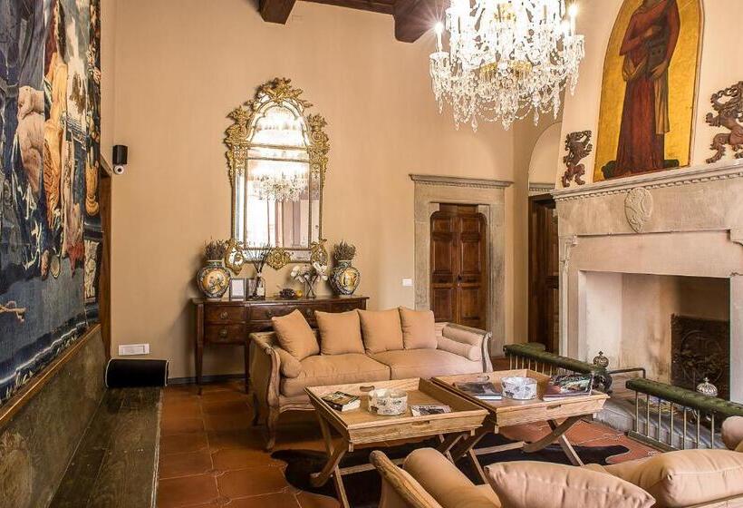 تختخواب و صبحانه Porcellino Gallery Art Boutique Bb