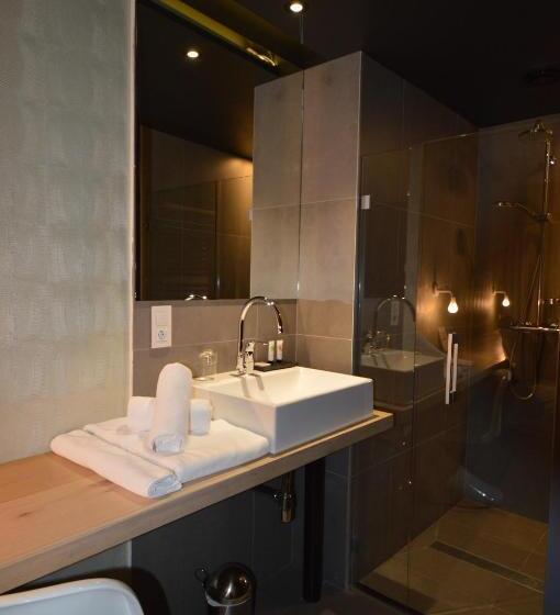 هتل Amosa Liège City Centre