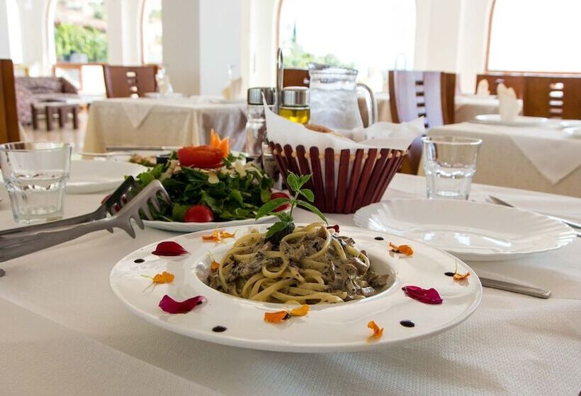 酒店 Paradise Lukova