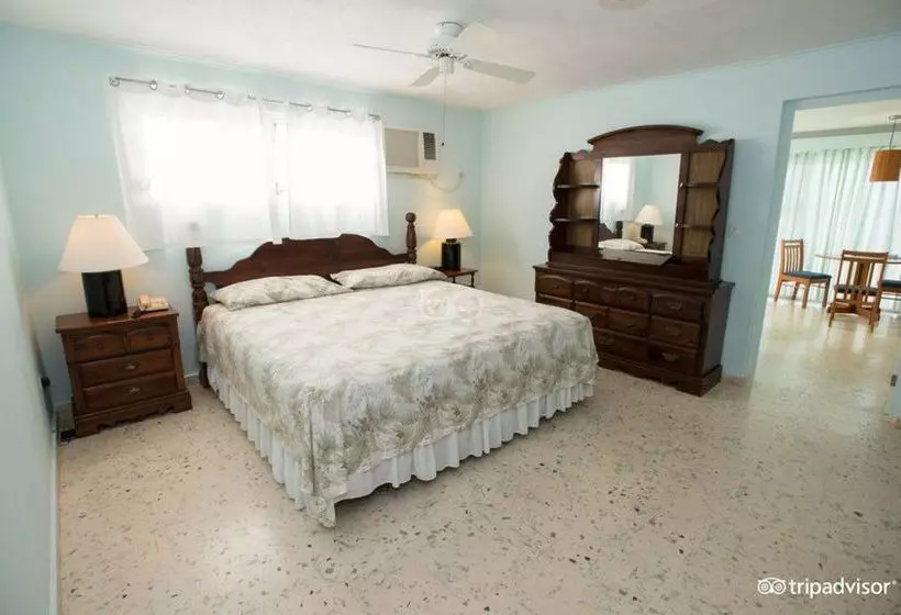 هتل Vistalmar Ocean Suites Brand New Renovated 1bdr Ocean View Infinity Pool Mini Beach Full Kit
