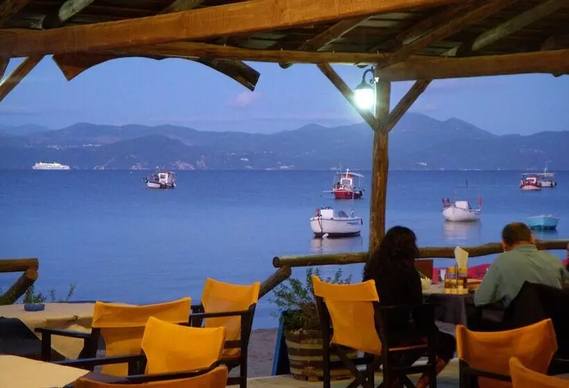 Likourgos Beach