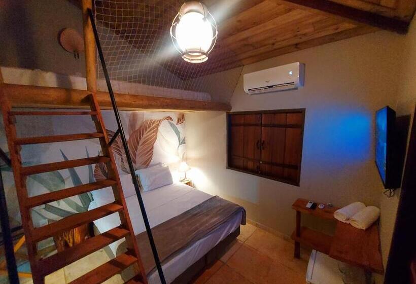 Salto Corumbá Hotel Camping Clube