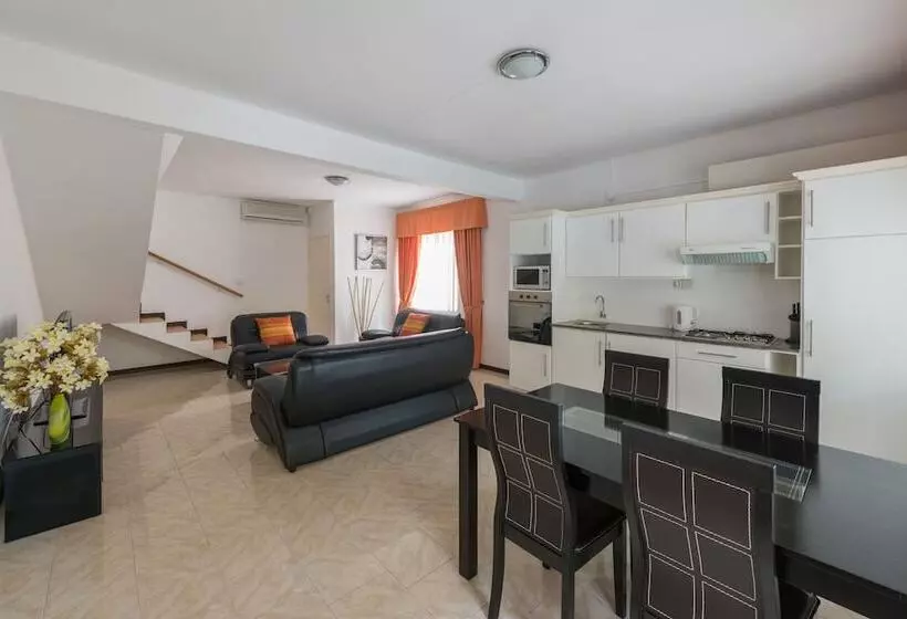Wanna Studio Apartments