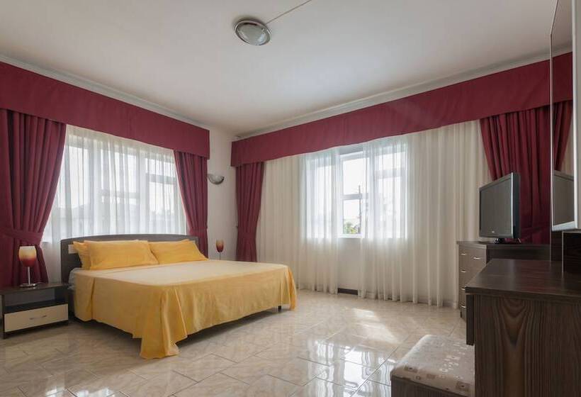 Wanna Studio Apartments