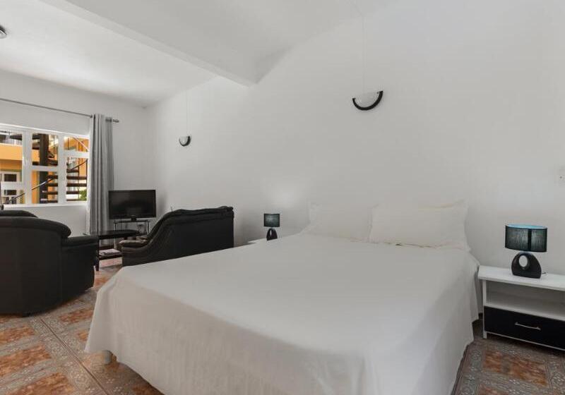 Wanna Studio Apartments