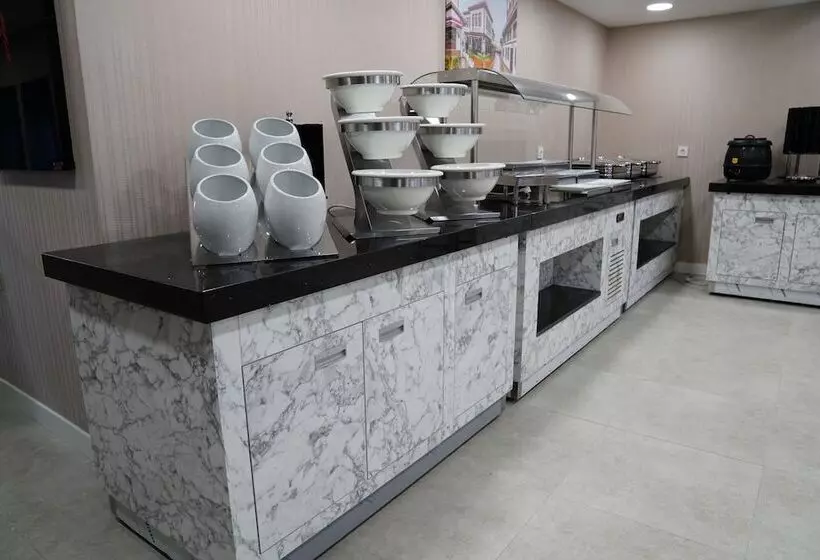 Hotelli Akay Muhtarlar Evi