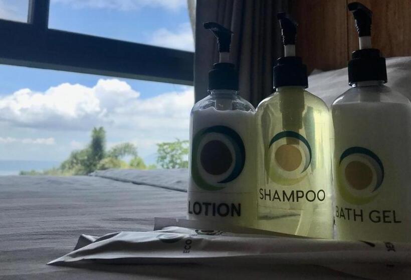 Cabins By Eco Hotel Tagaytay