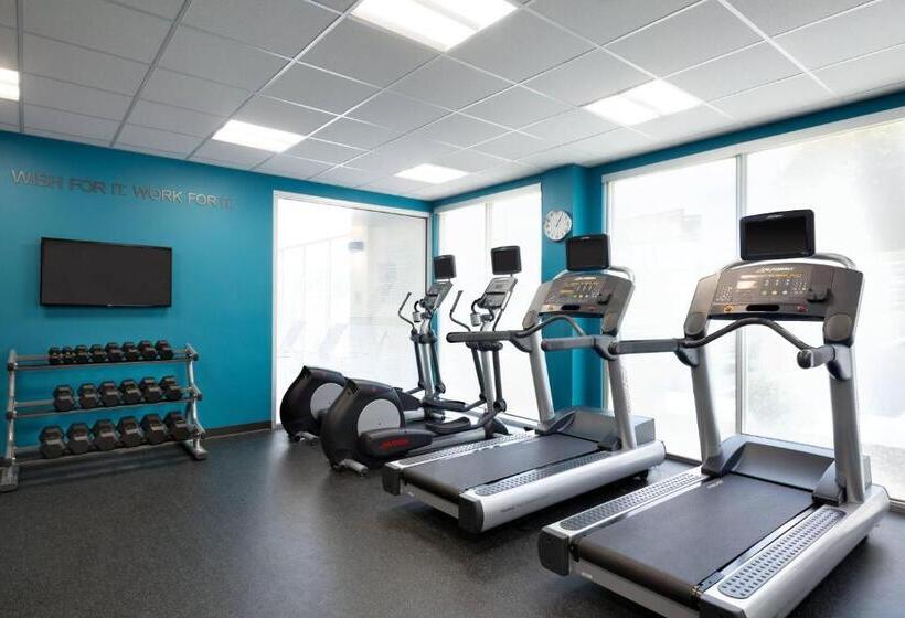 فندق Fairfield Inn & Suites By Marriott Lancaster East At The Outlets