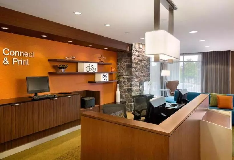 ホテル Fairfield Inn & Suites By Marriott Lancaster East At The Outlets