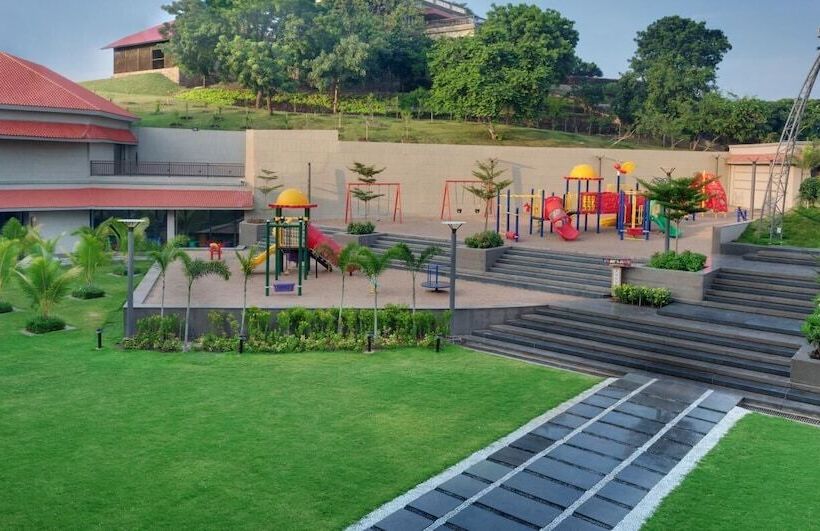هتل Iscon The Fern Resort & Spa, Bhavnagar