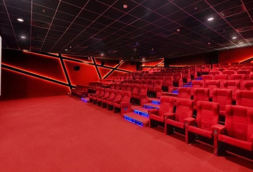 هتل Iscon The Fern Resort & Spa, Bhavnagar