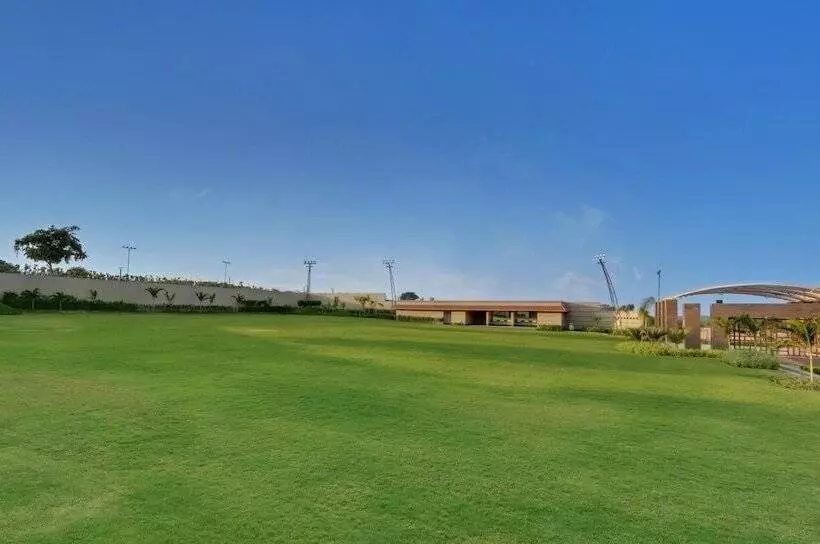 Hotelli Iscon The Fern Resort & Spa, Bhavnagar