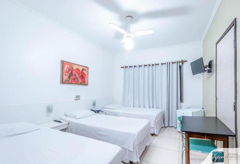 ホテル Pousada Ourinhos