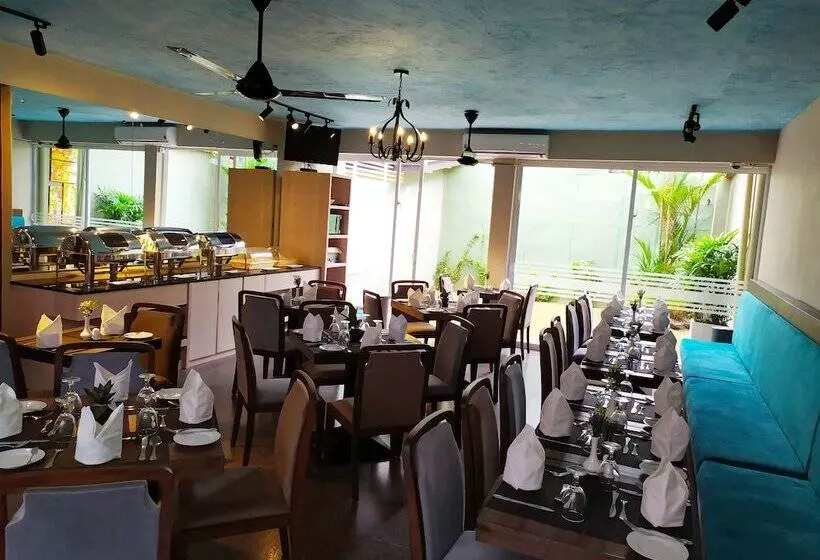 ホテル Tropic Inn