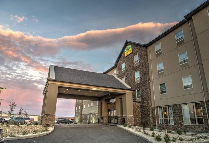 هتل Western Star All Suites Signature