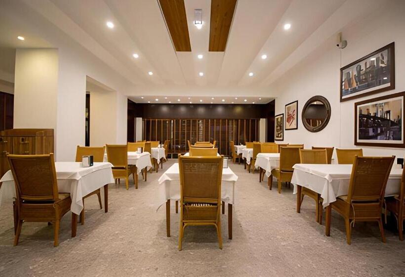 호텔 Supreme Beach İçmeler Adults Only