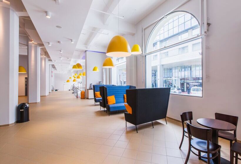 Hospedaria a&o Salzburg Hauptbahnhof