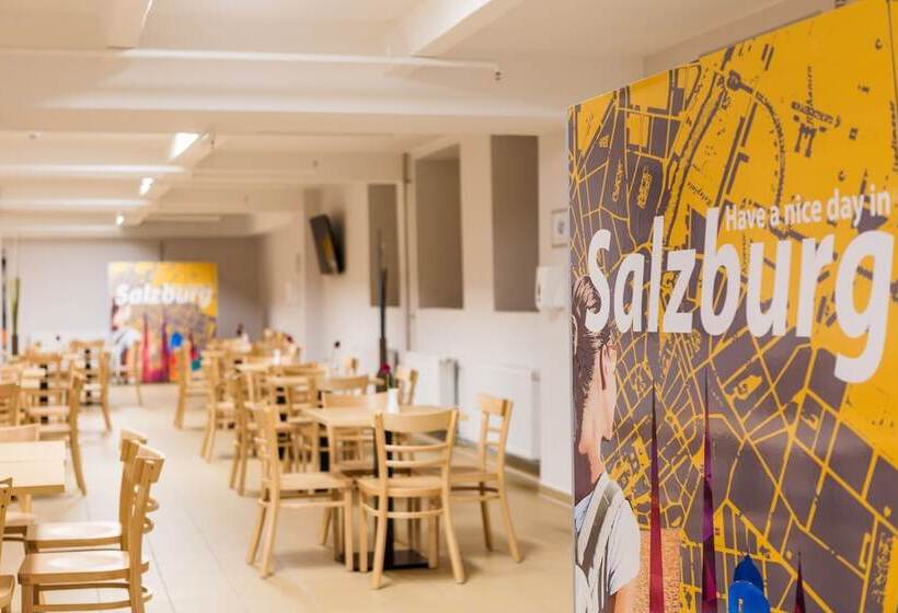 Hospedaria a&o Salzburg Hauptbahnhof