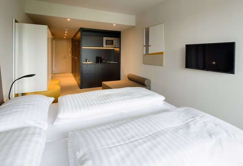 Blackhome Innsbruck City East I Contactless Check In