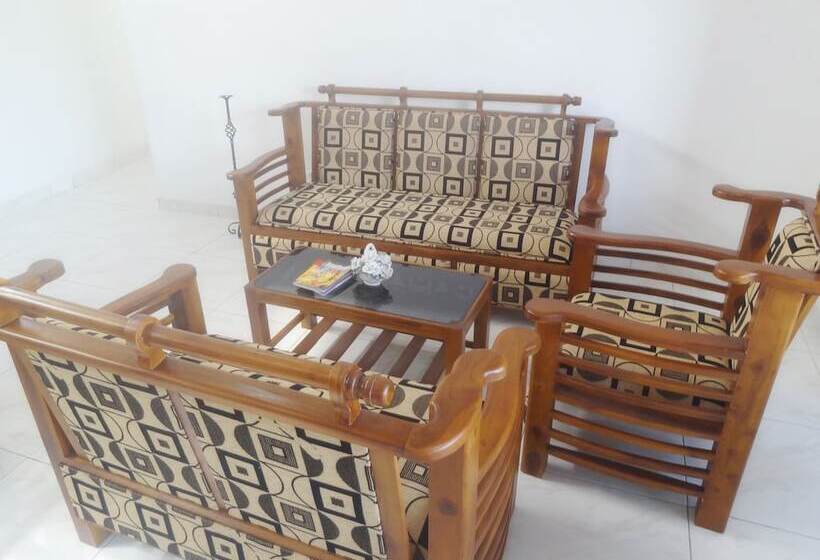 ホテル Hillstreet Villa