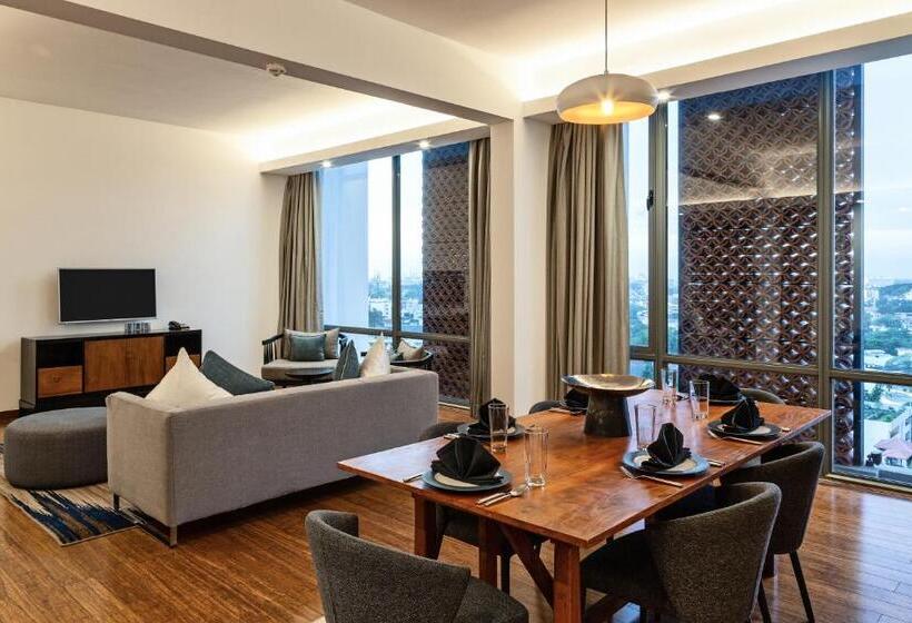 فندق Jetwing Colombo Seven