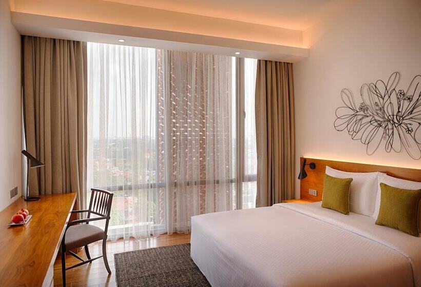 فندق Jetwing Colombo Seven