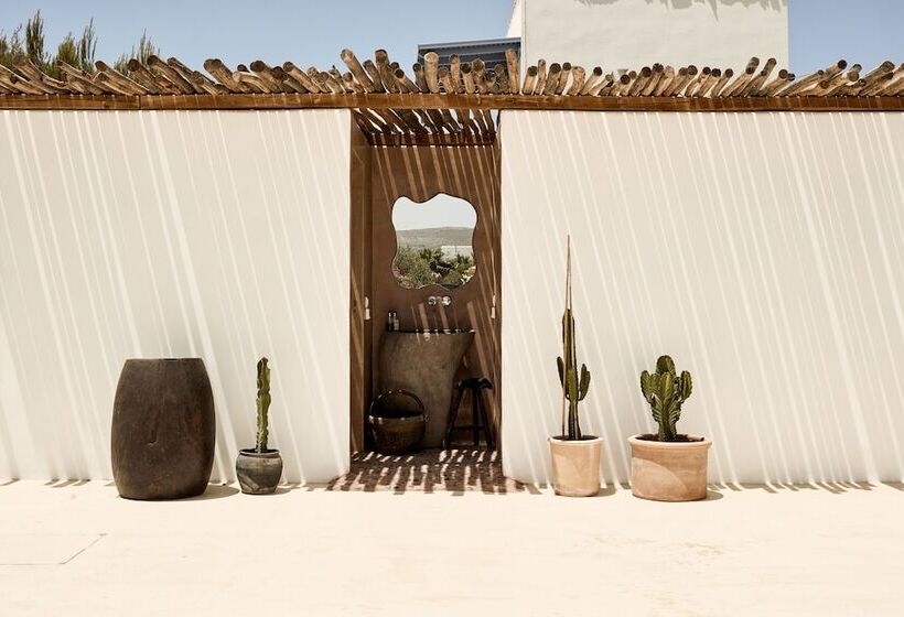 ホテル Naxian On The Beach   Adults Only