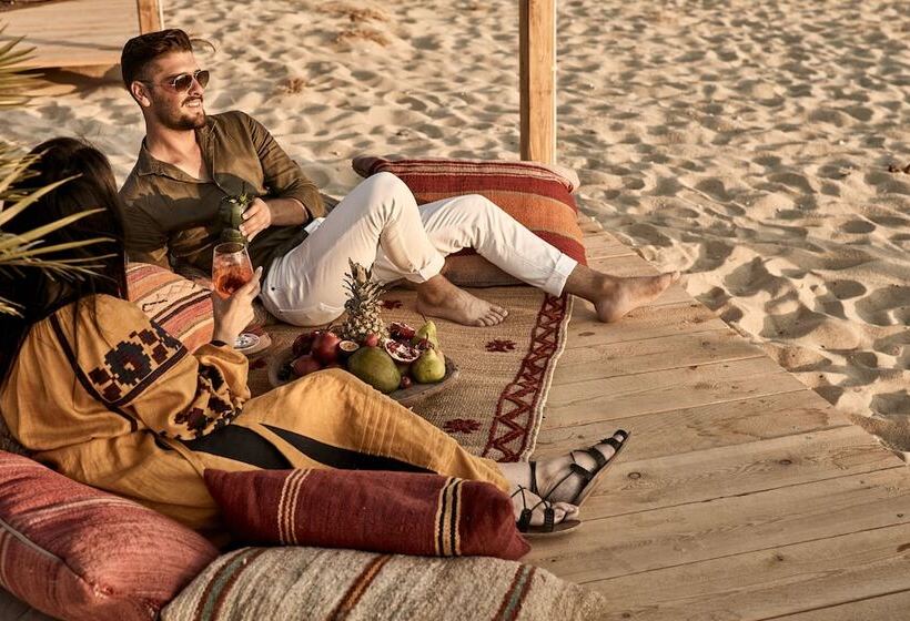 ホテル Naxian On The Beach   Adults Only