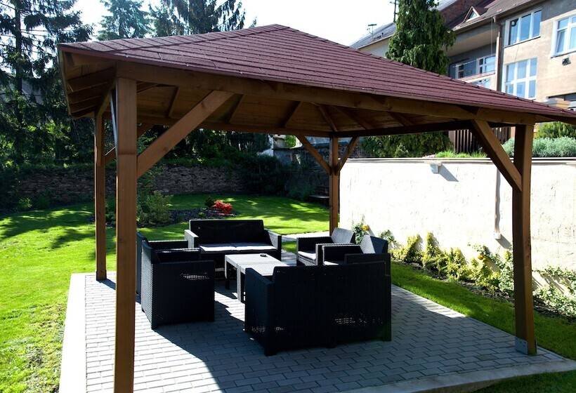 酒店 Pension Falconi