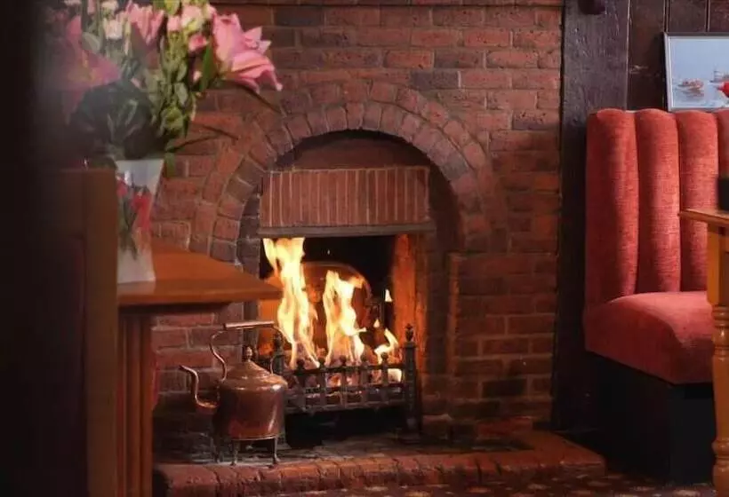 ホテル The Five Bells, Eastry