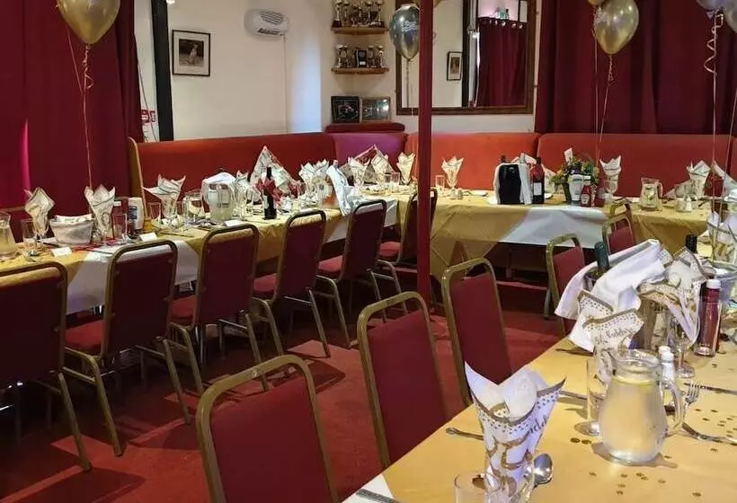 ホテル The Five Bells, Eastry