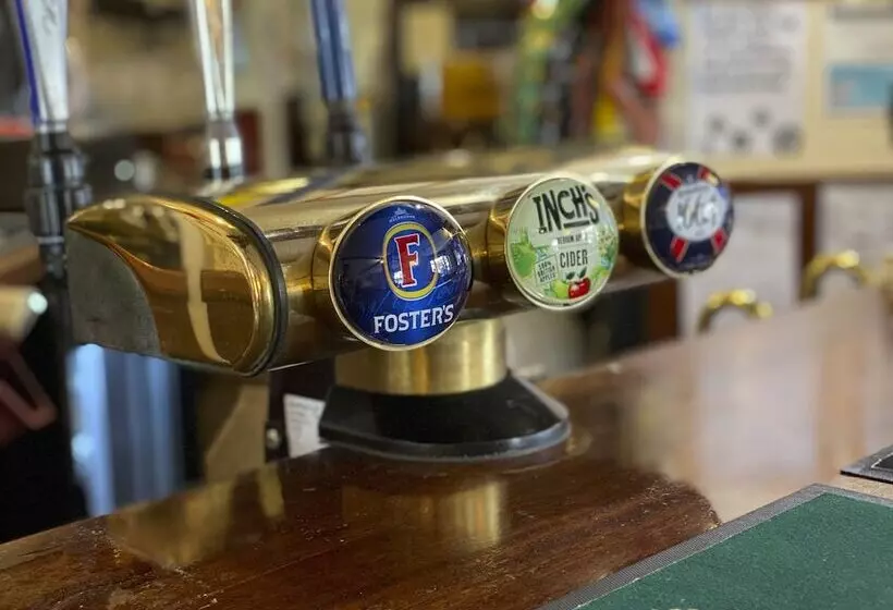 ホテル The Five Bells, Eastry