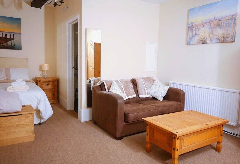 فندق The Five Bells, Eastry