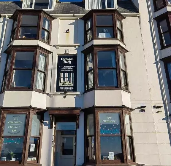 ペンション The Cardigan Bay Guest House