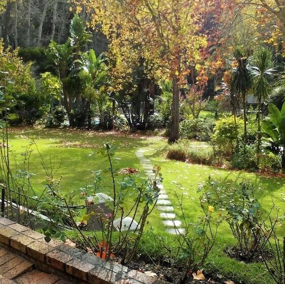 Пансион Southern Light Country House