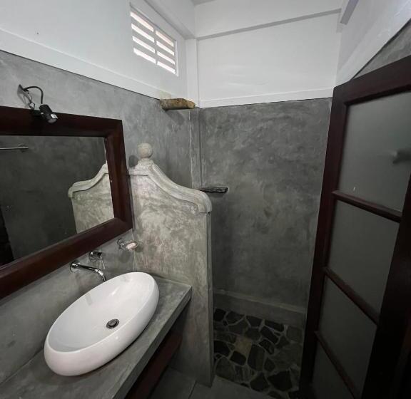 ペンション Villa Water Lily