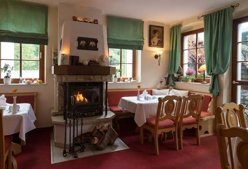 Romantik Hotel Zum Lindengarten
